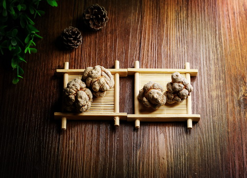 三七